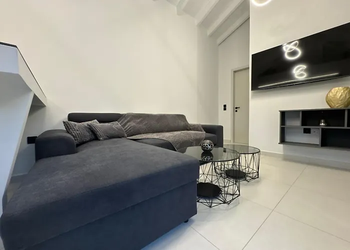 Private Pool House By Natchos Virós